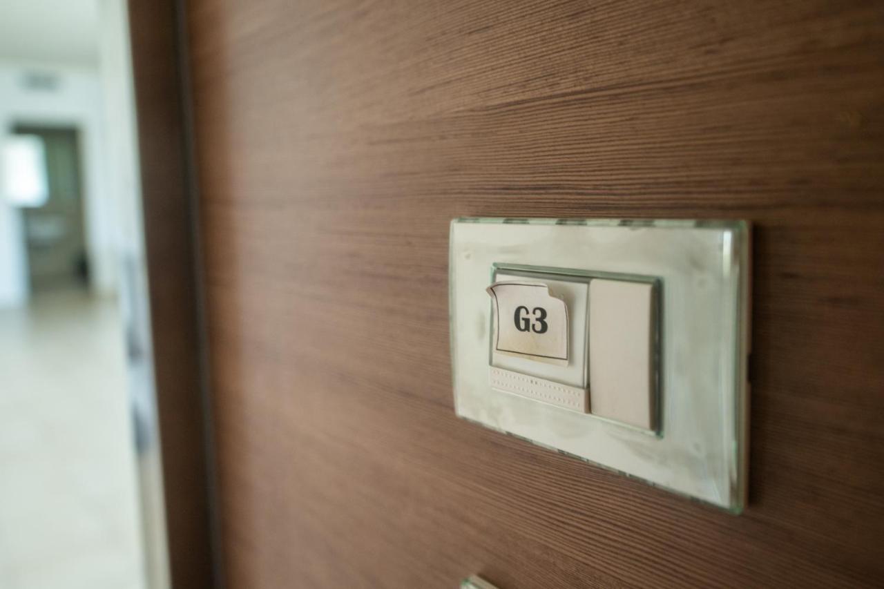 Апартаменти 350 M Dalla Stazione L Parcheggio Free L Nova Loft Парма Екстер'єр фото
