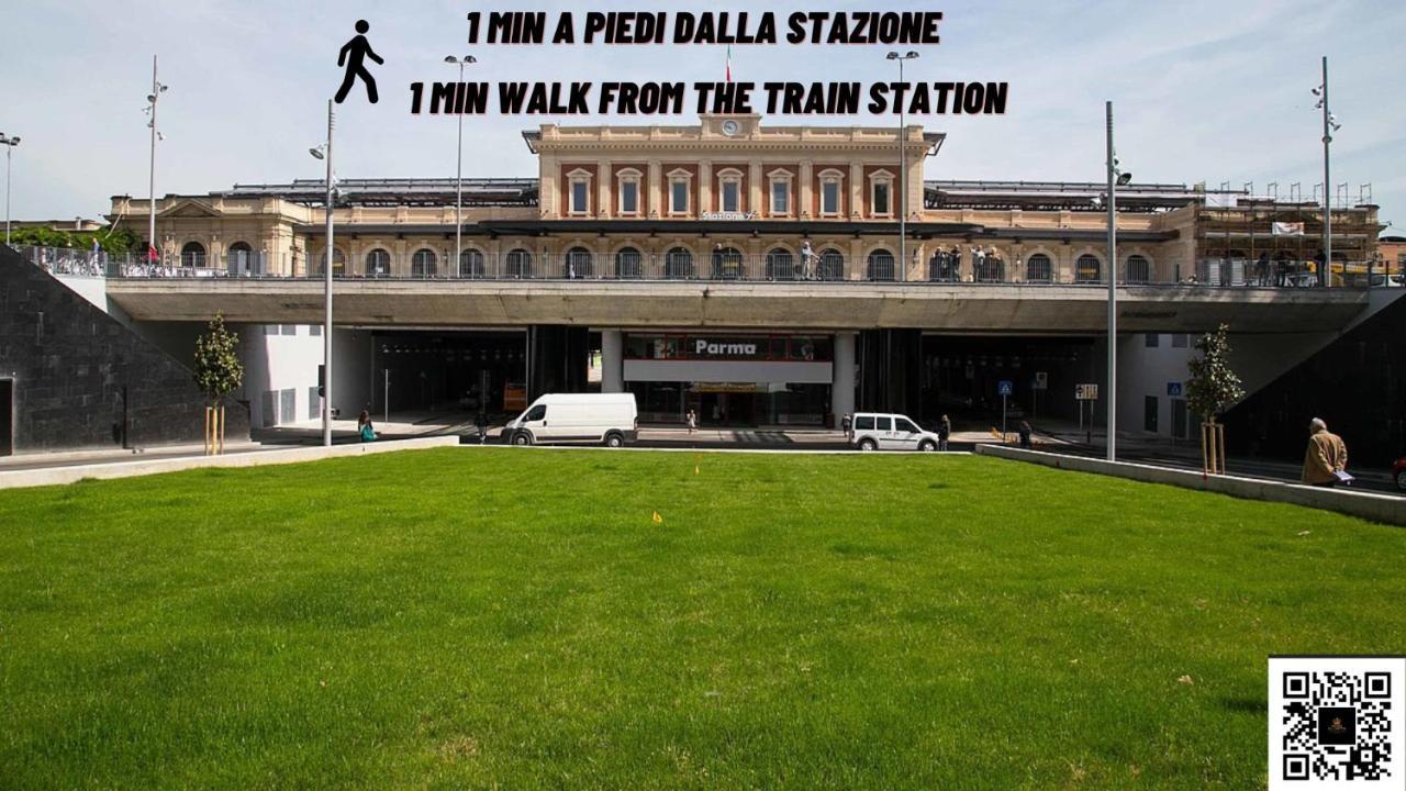 Апартаменти 350 M Dalla Stazione L Parcheggio Free L Nova Loft Парма Екстер'єр фото