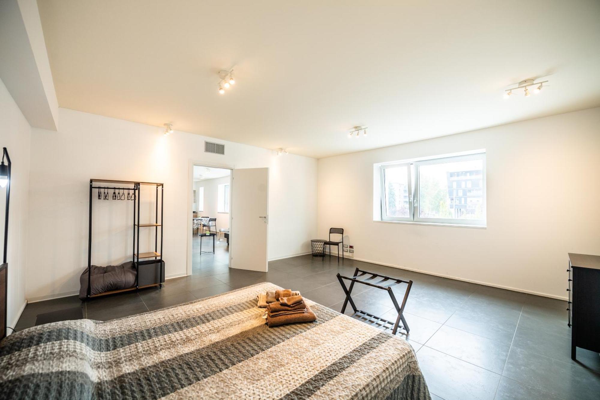 Апартаменти 350 M Dalla Stazione L Parcheggio Free L Nova Loft Парма Екстер'єр фото